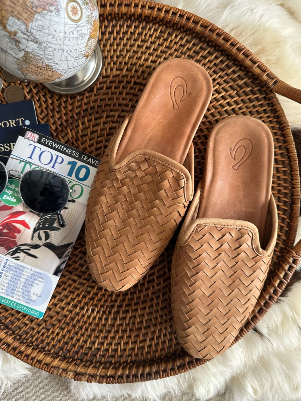 Olukai Mi'i Kukui Brown / Kukui Brown Woven Tan Slip-On Mules Size 8.5